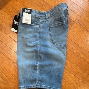 Lee women’s Light Blue Relaxed Jeans